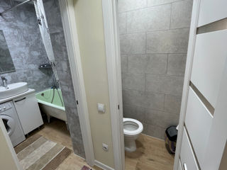 Apartament cu 2 camere, 50 m², Centru, Chișinău foto 2