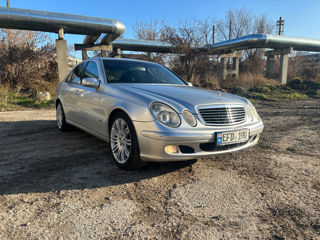 Mercedes E-Class foto 6