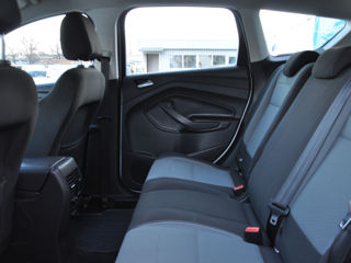 Ford Kuga foto 14