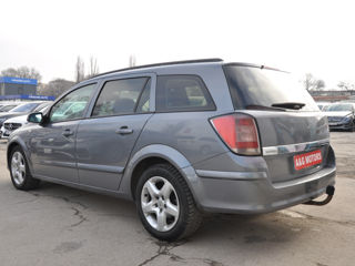 Opel Astra foto 6