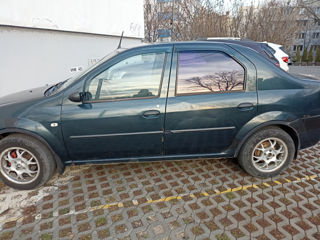 Dacia Logan foto 3