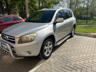 Toyota Rav 4 foto 4