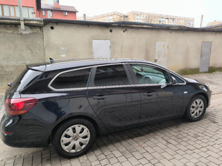 Opel Astra foto 2