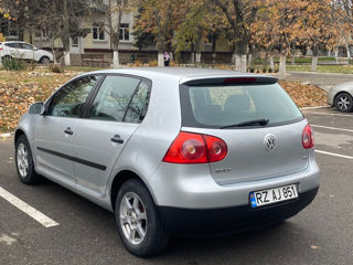 Volkswagen Golf foto 2