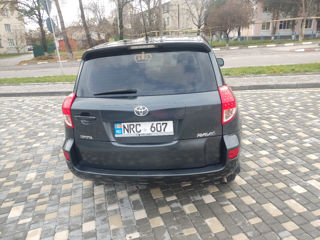 Toyota Rav 4 foto 3