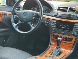 Mercedes E-Class foto 17