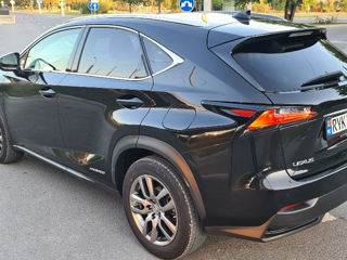 Lexus NX Series foto 3