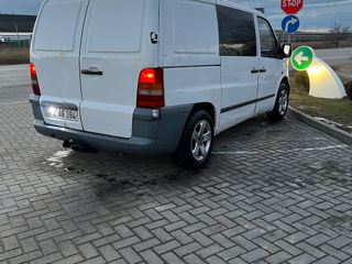 Mercedes Vito foto 10