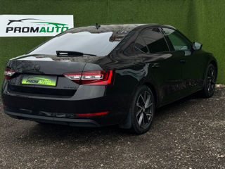 Skoda Superb foto 4