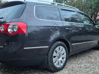 Volkswagen Passat foto 8