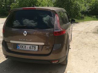 Renault Grand Scenic foto 3