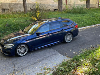 BMW 5 Series foto 2