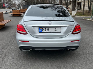 Mercedes E-Class foto 5