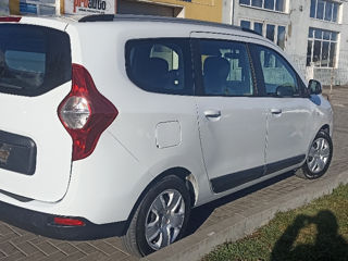 Dacia Lodgy foto 2