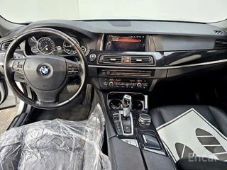 BMW 5 Series foto 9