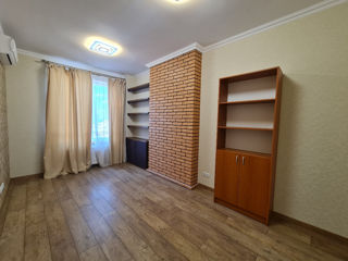 Apartament cu 3 camere, 95 m², Buiucani, Chișinău foto 10