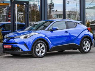 Toyota C-HR foto 1