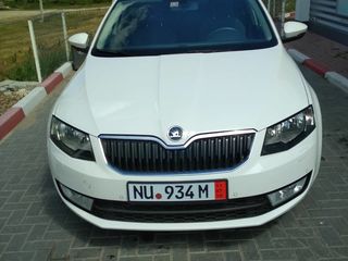 Skoda Octavia foto 1