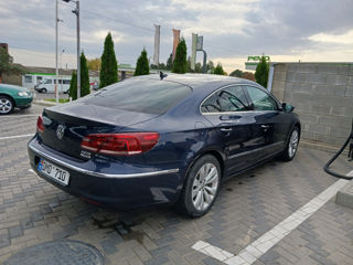 Volkswagen Passat CC foto 2