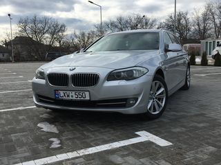 BMW 5 Series foto 1