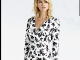 Rochie guess s originala ca noua /платья foto 4