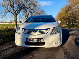 Toyota Avensis foto 5