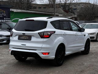 Ford Kuga foto 3