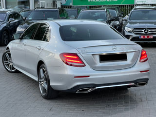 Mercedes E-Class foto 4