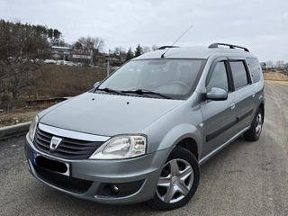 Dacia Logan foto 2