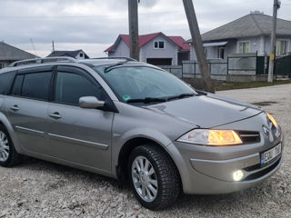 Renault Megane foto 4