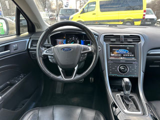 Ford Fusion foto 9