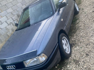 Audi 80