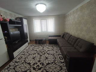 Apartament cu 3 camere, 68 m², Centru, Drochia