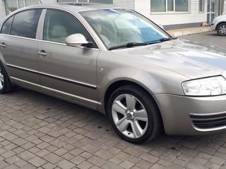 Skoda Superb foto 4