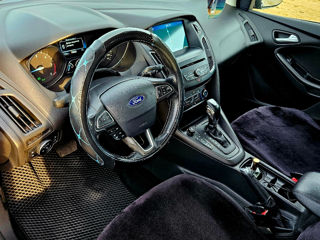 Ford Focus foto 2