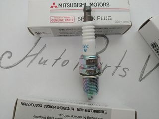 bujii de aprindere /свечи зажигания/Свеча зажигания / Mitsubishi Outlander PHEV 2.0 Hybrid 4WD foto 2