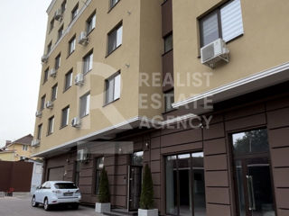 Apartament cu 2 camere, 62 m², Centru, Chișinău foto 9
