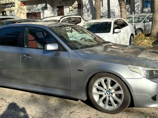 BMW 5 Series foto 7