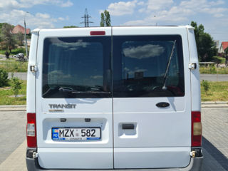 Ford Transit foto 1