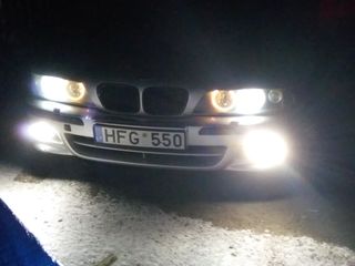 BMW 5 Series foto 1