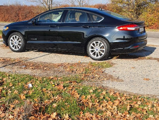 Ford Fusion foto 3