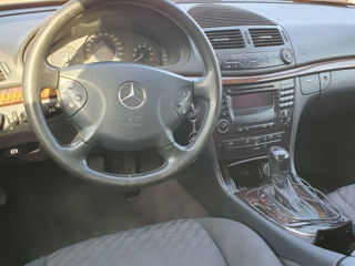 Mercedes E-Class foto 5