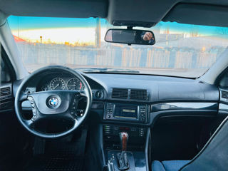 BMW 5 Series foto 9