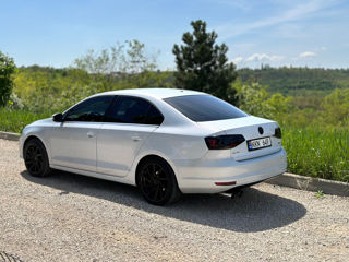 Volkswagen Jetta foto 16