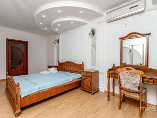 Apartament cu 2 camere, 120 m², Centru, Chișinău foto 11