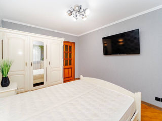 Apartament cu 3 camere, 70 m², Buiucani, Chișinău foto 7