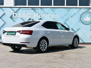 Skoda Superb foto 5