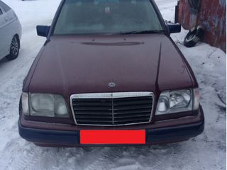 Mercedes Series (W124) foto 1