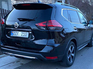 Nissan Rogue foto 3