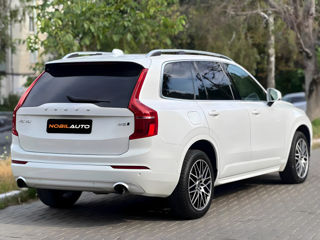 Volvo XC90 foto 4